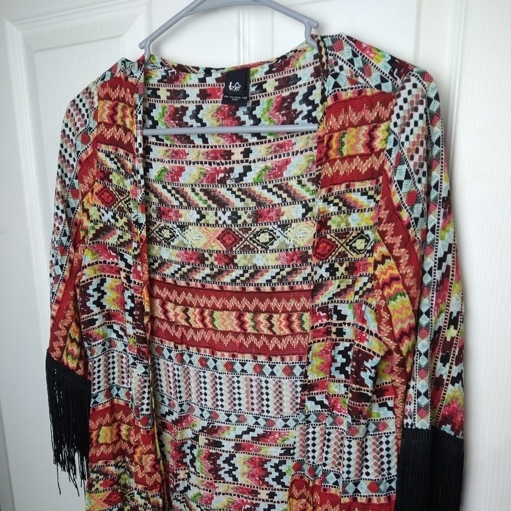 $ Love tease open dress cardigan lined with black fringe. Size S